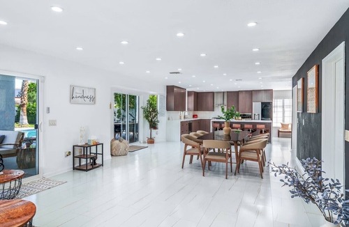 Cathedral City House | Recently remodeled and light and brigh open floor concept.