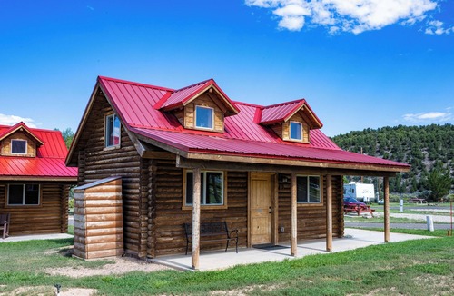 Panguitch Cabin | Red Canyon Village
