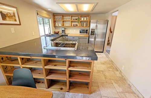 Overlook Park House | Red Fir 20 - Cabin + ADU, SHARC, Hot Tub, A/C, Bikes