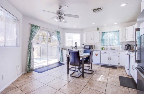 Summerlin House | Red Rock Poolside Retreat