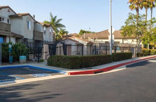 Carlsbad House | Redecorated - Serene- Legoland- Family-Friendly