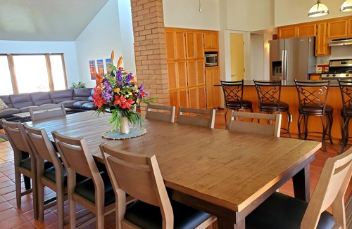 Saguaro Miraflores House | Refreshing pool & hot tub-Close to downtown but feels like country-Very Private!