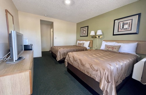 Lakeport Hotel | Regency Inn