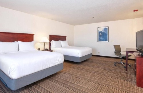 Santa Maria House | Relax and Unwind! 2 Family-friendly Units! Free Parking and Pool Access Awaits!