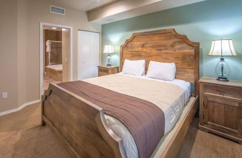 Genoa House | Relax at David Walley's Resort with Free WiFi, fireplaces and upscale amenities.