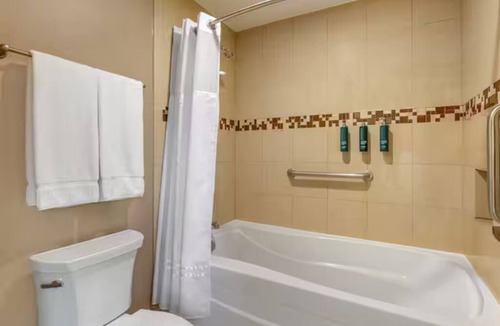 Palo Verde Hotel | Relax in Modern Suite w/Full Kitchen + Cozy Living Space w/Free Parking