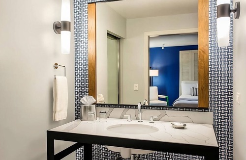 San Diego Hotel | Relax in this Beachfront Hideaway! Pet-friendly, w/Outdoor Pool, Tennis Court