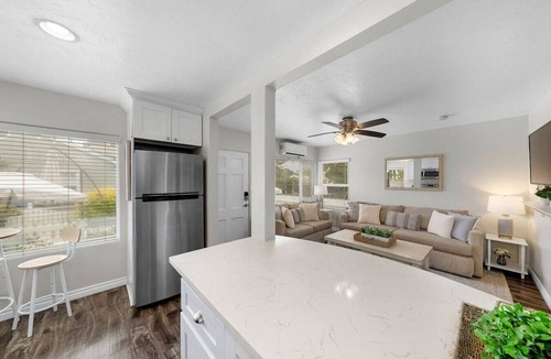 Mission Beach Condo | Relaxing Beach Cottage Retreat