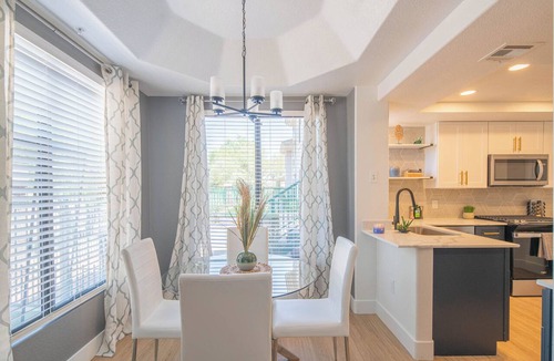 Kierland Condo | Remodeled 2BR Luxury Suite | Walk to Kierland Golf