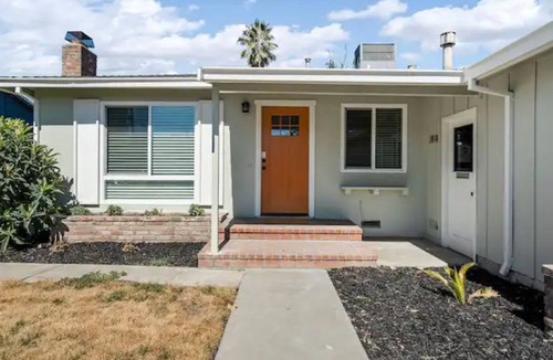 Livermore House | Remodeled 3 bedroom home close to downtown