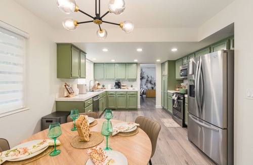 Reno/Tahoe Airport House | Remodeled 4BR Home w/Game Room & Backyard Deck