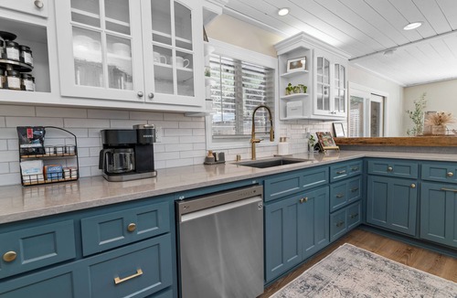 Summit Estates House | Remodeled Snow Summit Cabin, Game Room & Hot Tub