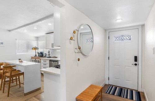 West Sacramento House | Remodeled West Sacramento home in quiet location!