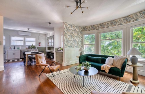 Belmont Apartment | Renovated Craftsman - Fast Wifi - WalkScore 95