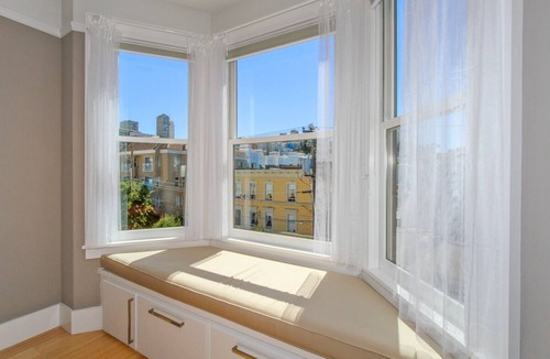 North Beach Apartment | Renovated North Beach Apartment With Spectacular Roof Deck SF Rental STR-0000727