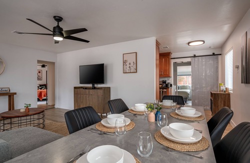 Golden Hill House | Renovated South Park Charmer Close To Zoo Downtown