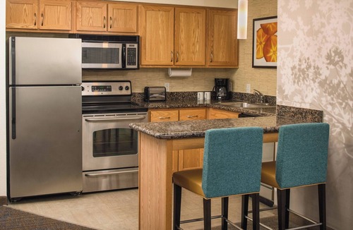Bridgeton Hotel | Residence Inn by Marriott Portland North
