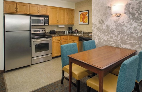 Bridgeton Hotel | Residence Inn by Marriott Portland North
