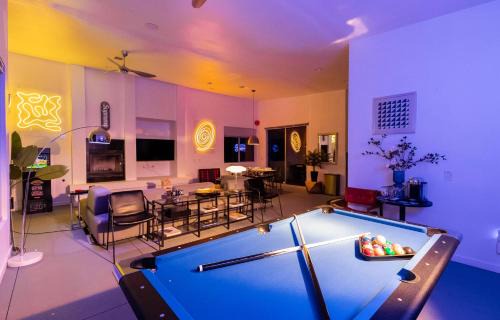 B-Bar-H Ranch Villa | Resort pool, Spa, Game Room, Fireplace & Billiards