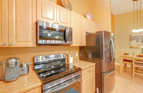 Parkwood Ranch Condo | Resort-Style Pools & Hot Tubs! Mtn-View Mesa Condo