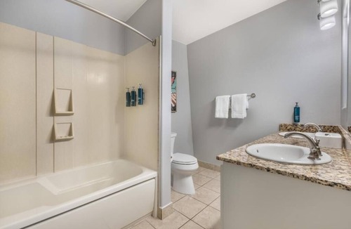 Canyon Corridor Hotel | Resort-Style Villa w/Pools, Waterslides, Spa & Fun for Everyone