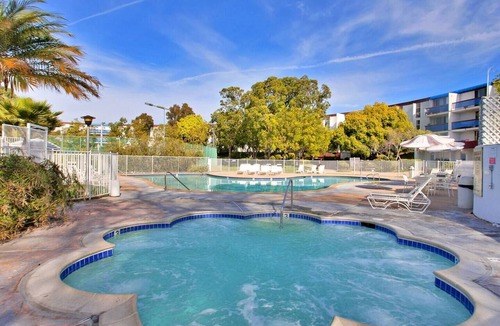 Point Loma Heights Apartment | 🌴ResortSetting w/Pool close to beach/downtown 🌴