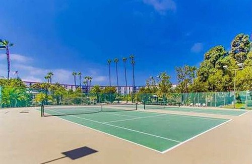 Point Loma Heights Apartment | 🌴ResortSetting w/Pool close to beach/downtown 🌴