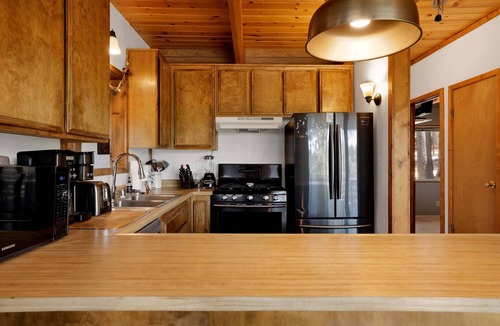 Upper Moonridge House | Resting Falcon#2661
