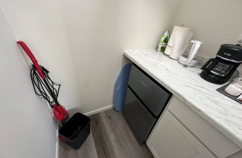 Friendly Apartment | Retreat near UO, Autzen, Amazon Park | 2 Studio - 2 Bath
