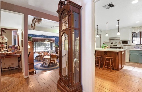 Arroyo Grande Villa | Retro English Mansion Sleeps 35 Gardens