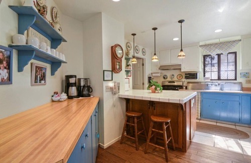 Arroyo Grande Villa | Retro English Mansion Sleeps 35 Gardens