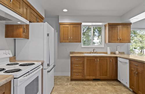 South Jordan House | Retro Retreat Newly Renovated in SoJo