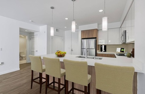 Campbell Condo | Revere 1BR Condo with Pool – Modern & Bright Stay