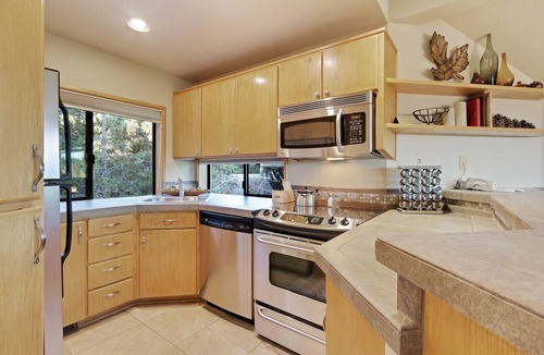 Century West Condo | River View Resort Condo with Hot Tub - Mt Bachelor