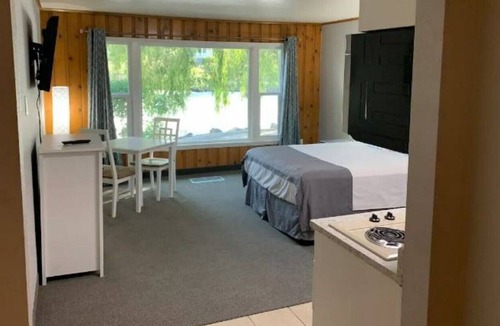 Bend Cottage | Riverview .