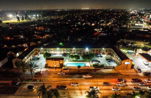 South Gate Hotel | Rodeway Inn South Gate - Los Angeles South