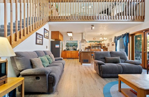 Crescent City House | Rollin on the River!