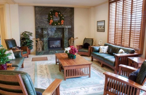 Avila Beach Hotel | Romantic Beach Escape! Outdoor Pool, Gym, Free Parking! Near Avila Beach Pier!