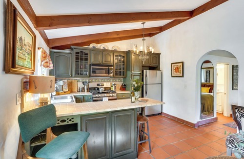 Silverado Apartment | Romantic Retreat at Rancho Las Lomas: Pet Friendly