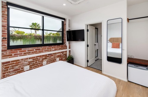 Townsite Hotel | Room 202 | The Brick Boutique Hotel