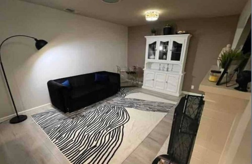 Rancho Cordova Bed & Breakfast | Room-4-Rent. With Chef!