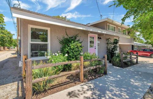 Paso Robles House | Rosé Getaway Close to Downtown Paso Robles 2 Bed/1 Bath