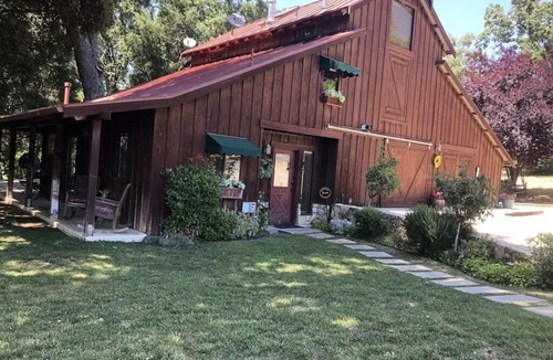 Paso Robles House | Rustic 1BD Retreat on Vineyard Drive, Wine Country Views & Privacy