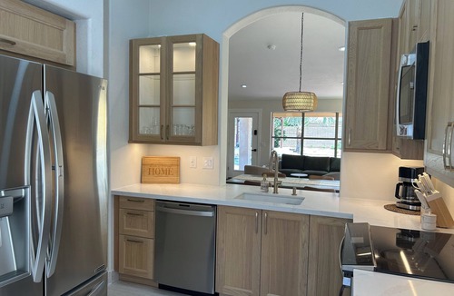 Adobe Highlands House | Saltwater Pool, Walk to Pickleball, North Phoenix Retreat, Norterra Shopping.