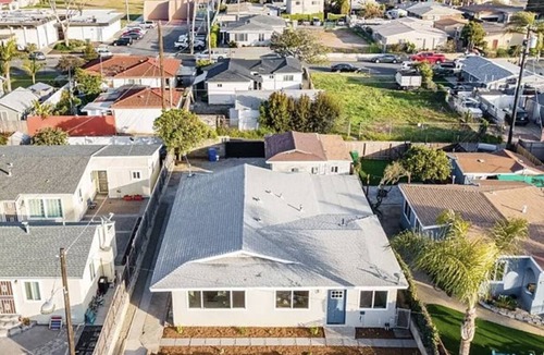 East Side Capistrano House | San Diego Coastal Oceanside Spacious