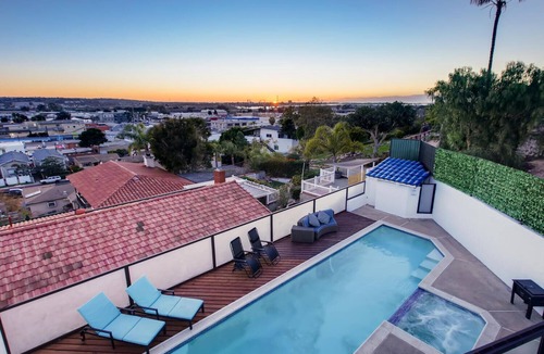 Morena House | San Diego Villa heated pool, jacuzzi and sunset-views