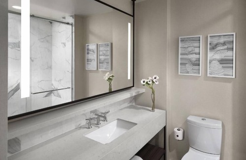 Union Square Hotel | San Francisco Getaway: Historic Style & Contemporary Tech, 3 Units