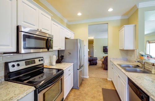 San Tan Valley House | San Tan Valley Home w/Patio in Johnson Ranch!