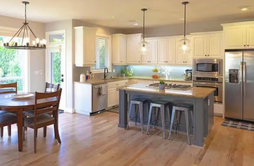 Sunnyside House | Sanctuary In The City - 4-bedroom house w/Garden in Happy Valley with AC