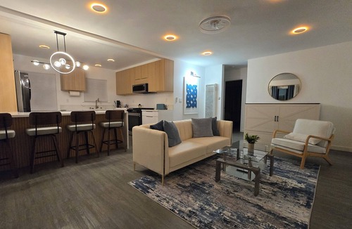 East Side Capistrano Apartment | Sandbar Bay. Walk to Beach & Downtown! New Oceanside 2BD Apartment.